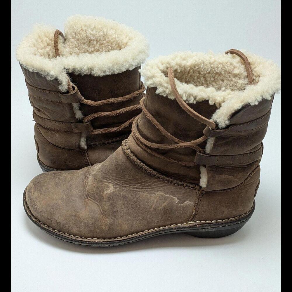 Womens UGG Caspia Brown‎ Leather Shearling Lined Ankle Boots 1001815 Size 9